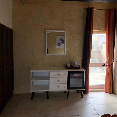 Petra Farmhouse B&B Nadur Luaran gambar